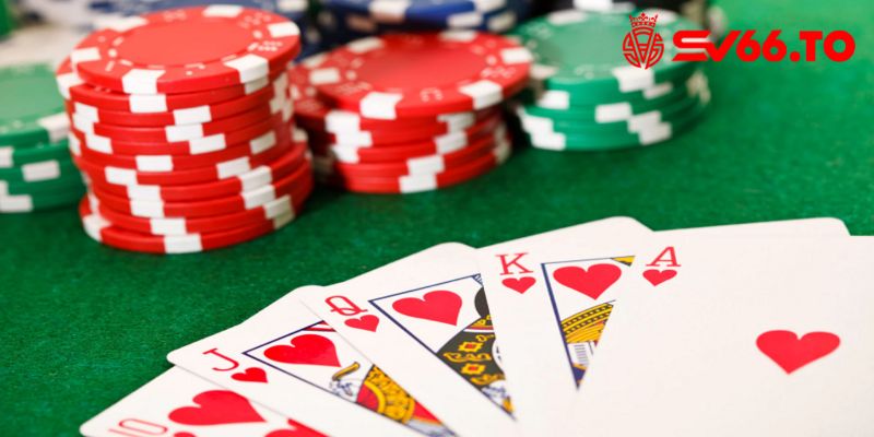 Cách chơi Poker mới nhất hiện nay mà tay bài cần nắm